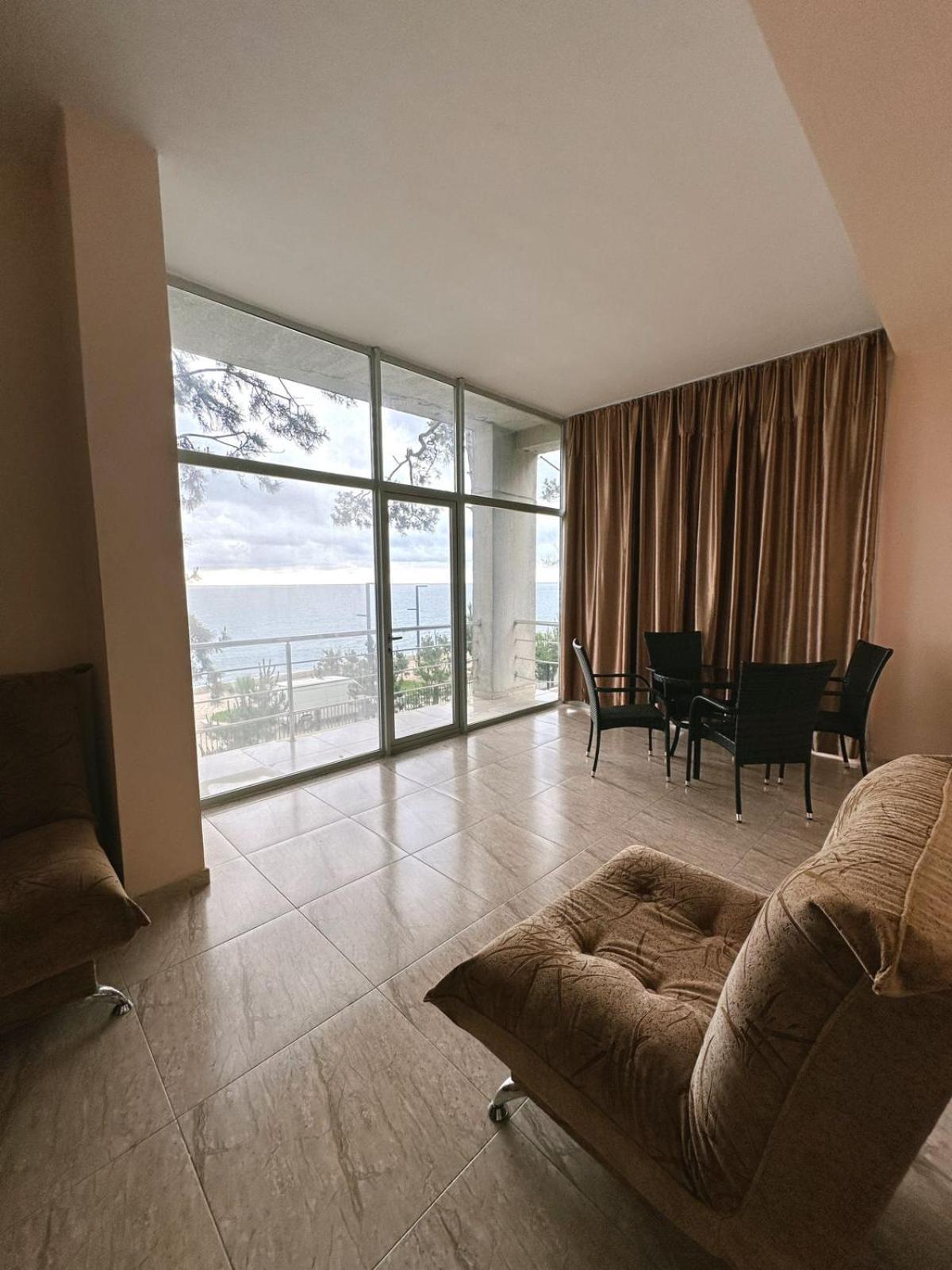 Hotel Solidarity Kobuleti Ngoại thất bức ảnh