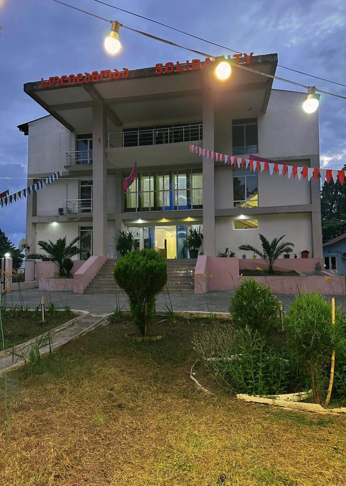 Hotel Solidarity Kobuleti Ngoại thất bức ảnh