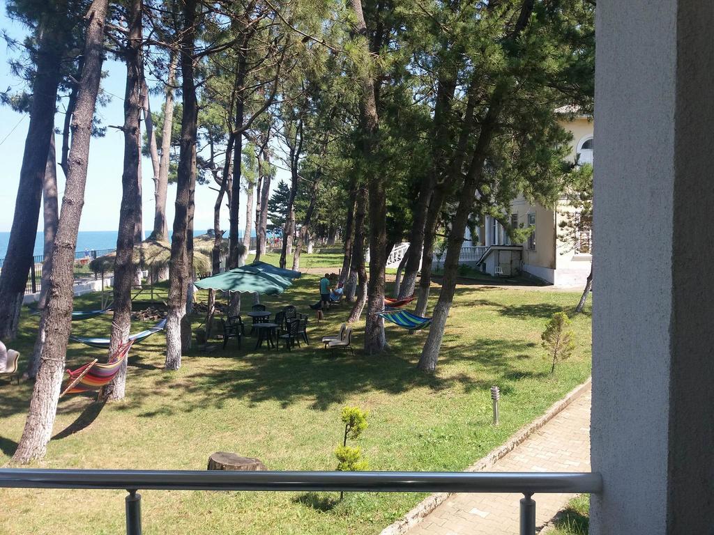 Hotel Solidarity Kobuleti Ngoại thất bức ảnh